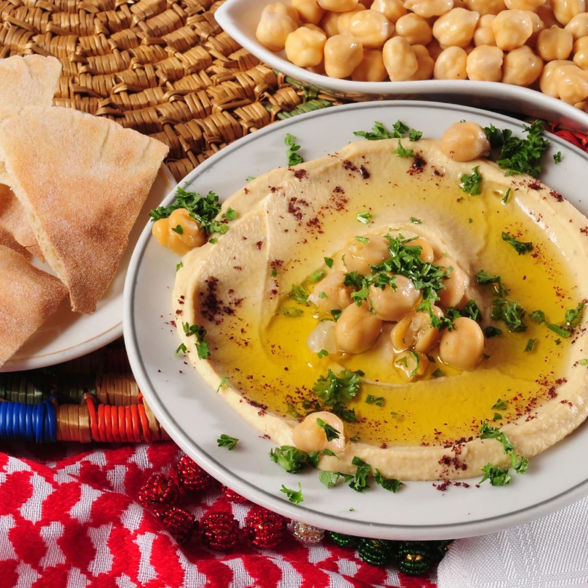 humming-hummus-ounce-magazine